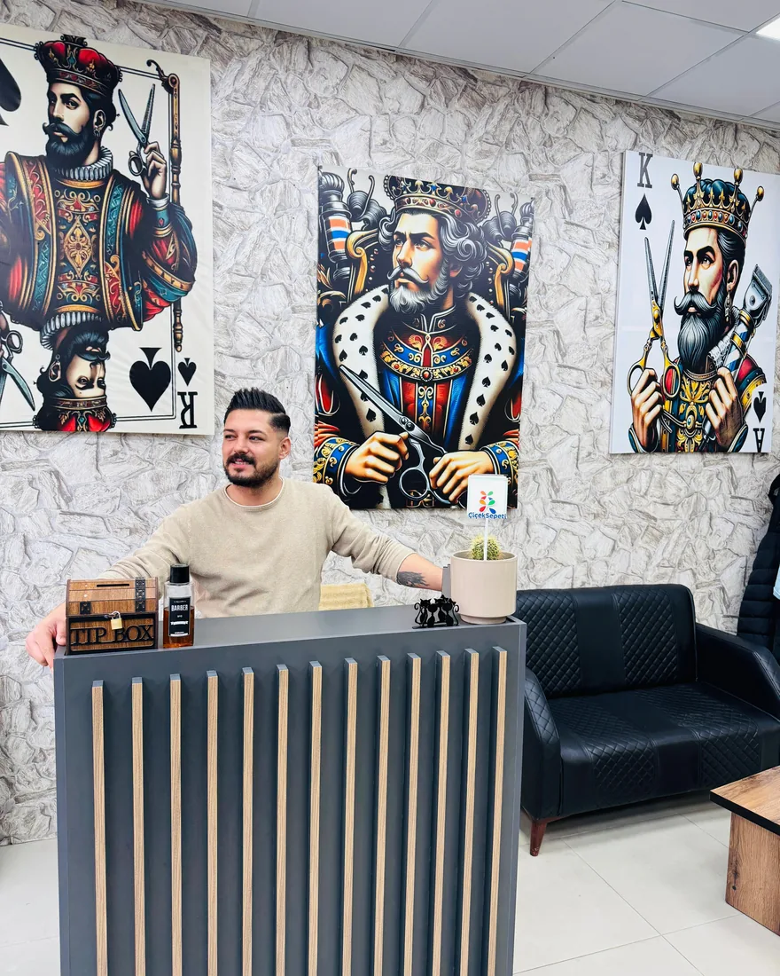 Volkan Coşkun – Onkoloji Bulvarı Beştepe'deki VIP berber dükkânında